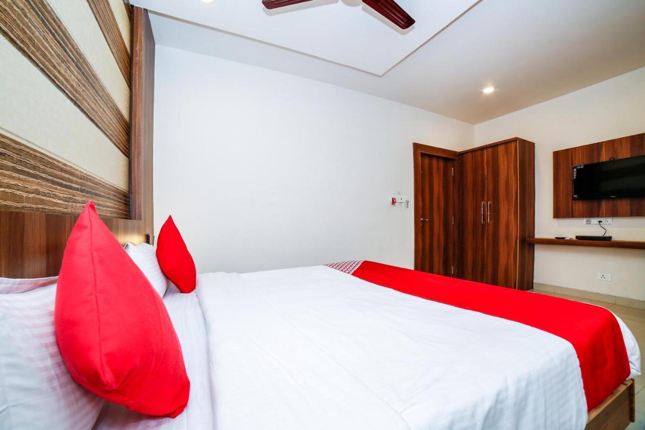 Oyo 35769 Hotel Rishabh Jhānsi Esterno foto