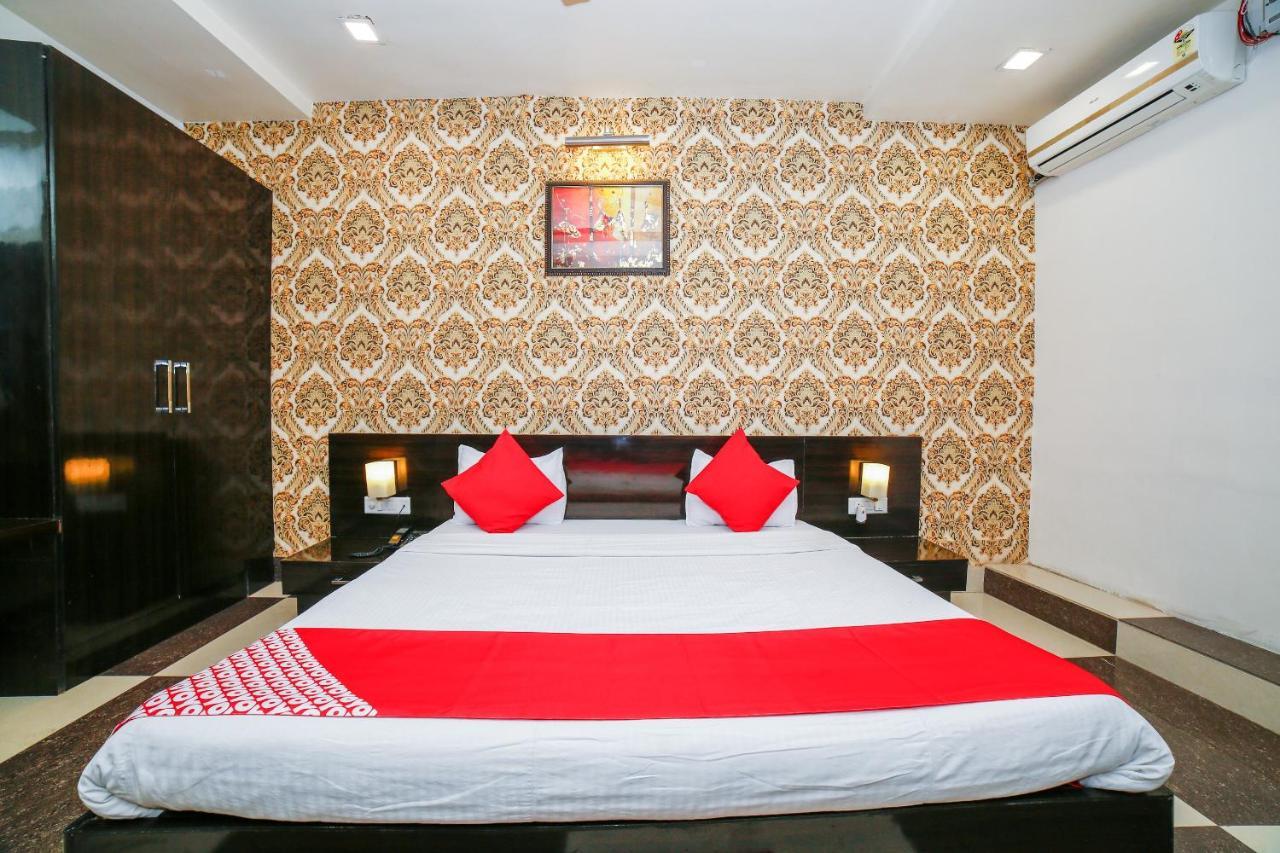 Oyo 35769 Hotel Rishabh Jhānsi Esterno foto